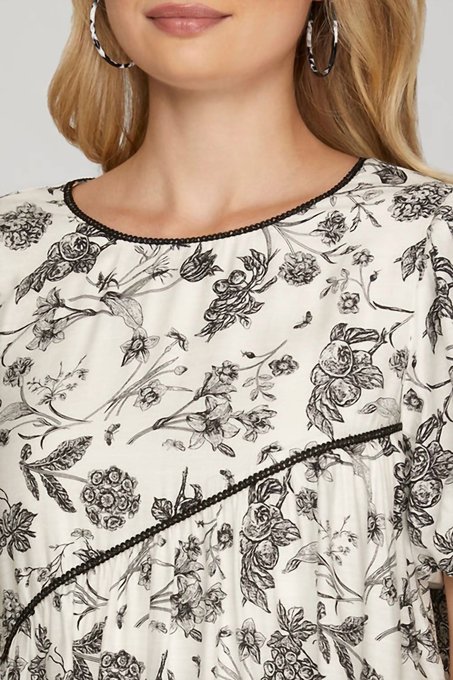 She + Sky - Puff Sleeve Tiered Print Dress