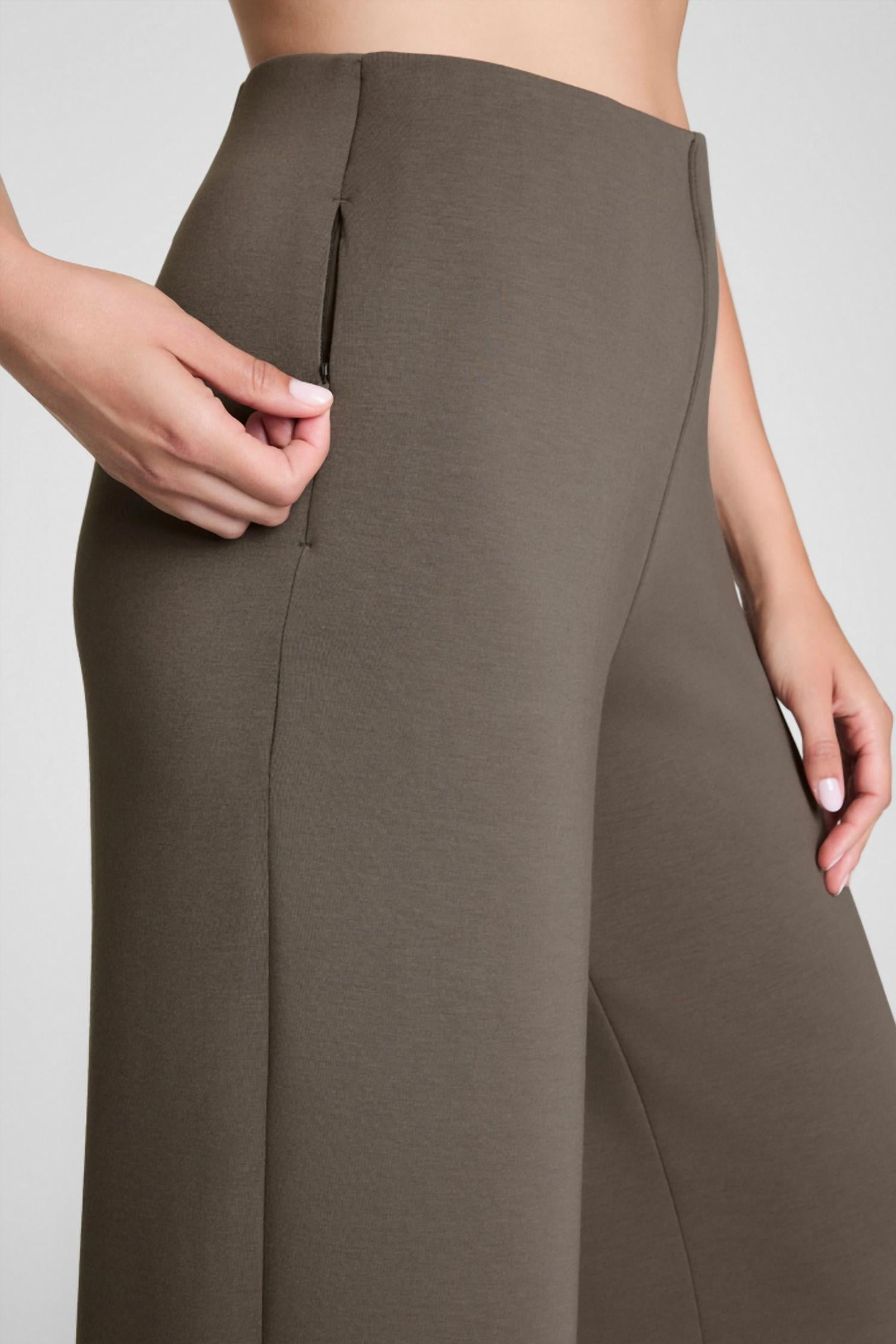 Spanx - Airessentials Smooth Front Wide Leg Pant