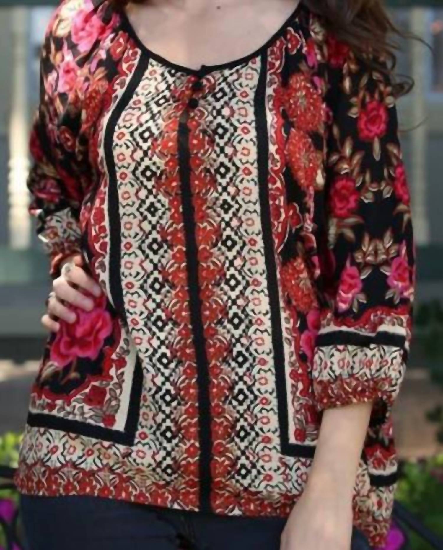Nostalgia - Floral 3/4 Sleeve Blouse