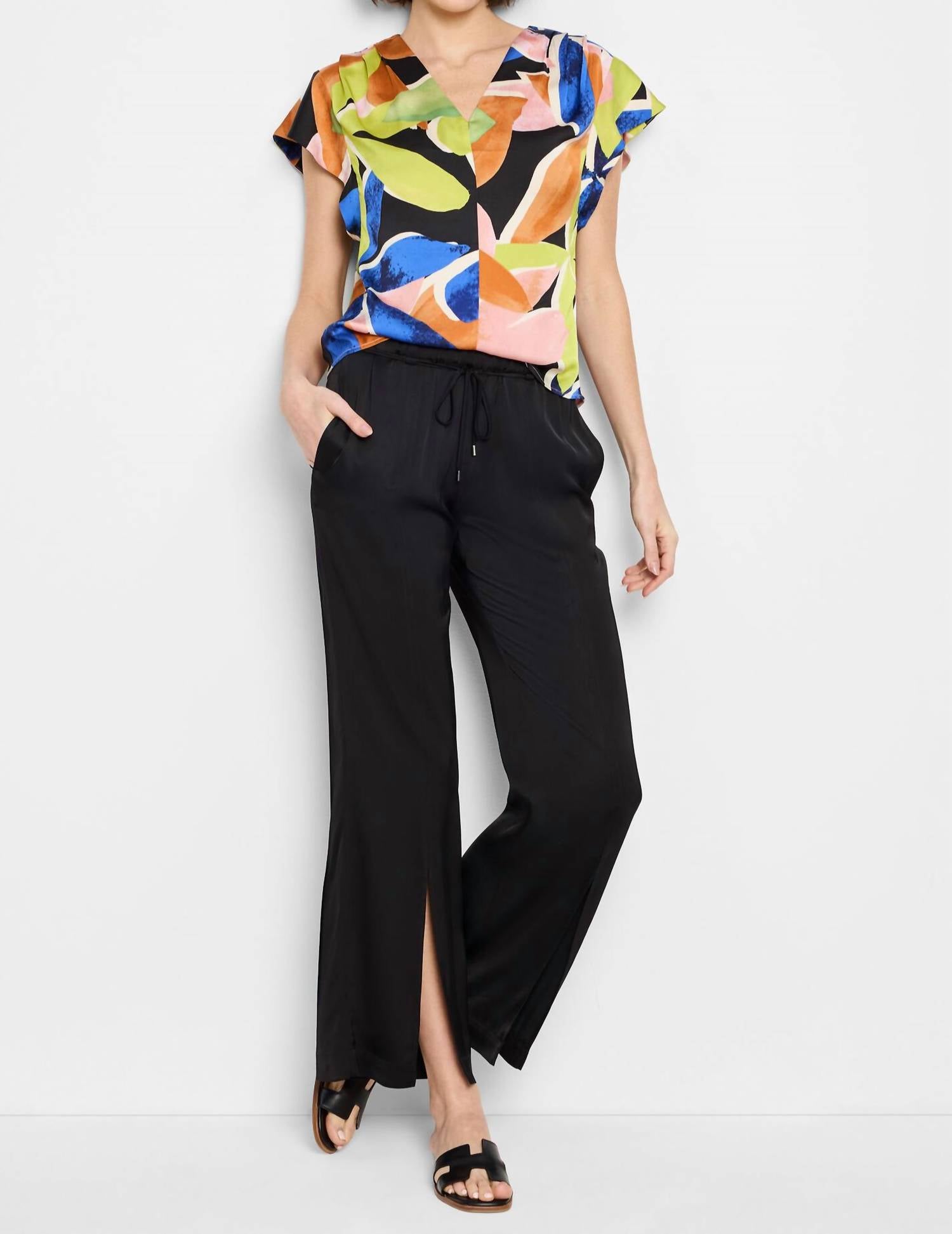 Nic + Zoe - Mega Blooms Flutter Woven Top