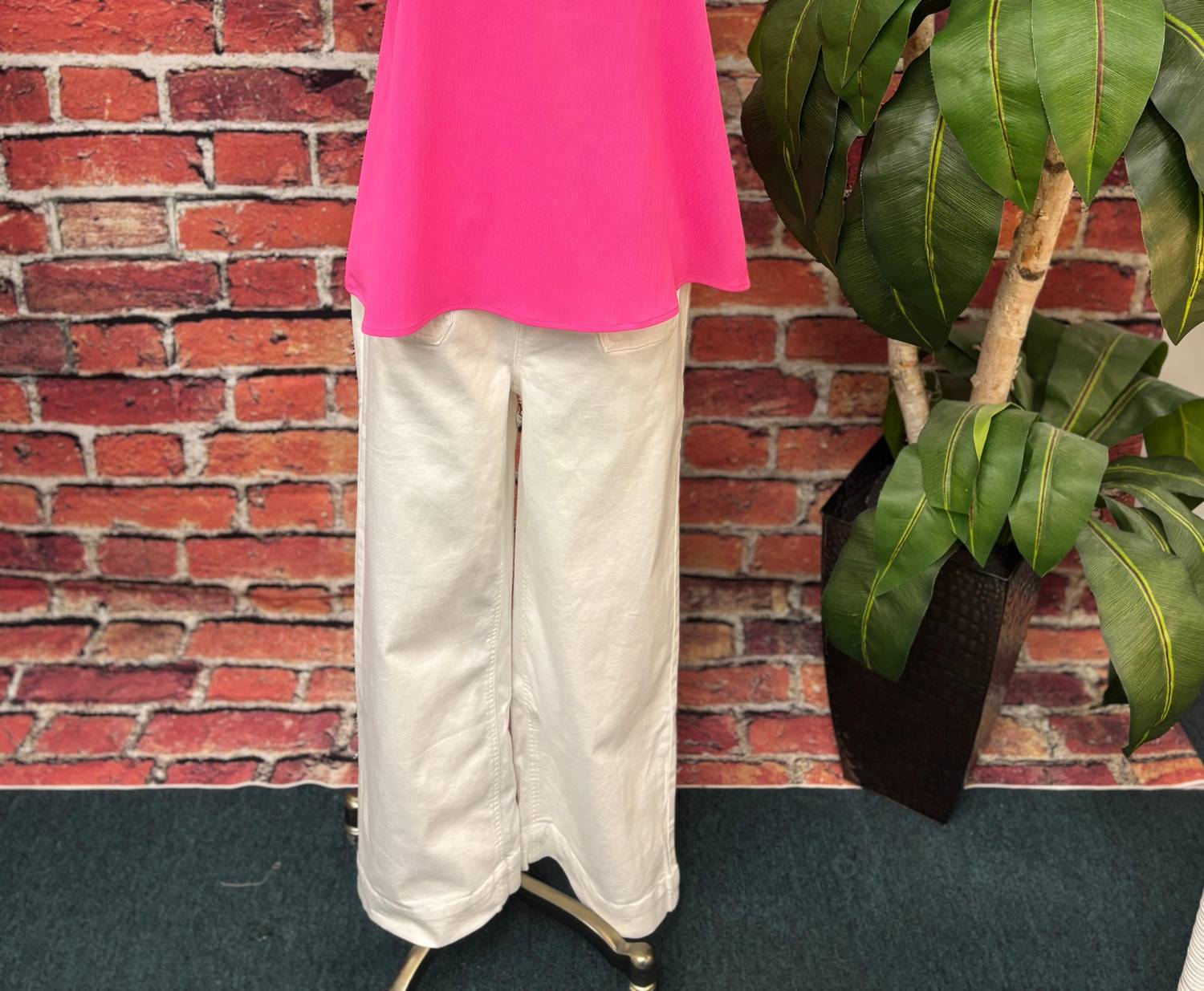 Renuar Harbor Wide-leg Crop Pants in bleached - women's pants - view 8