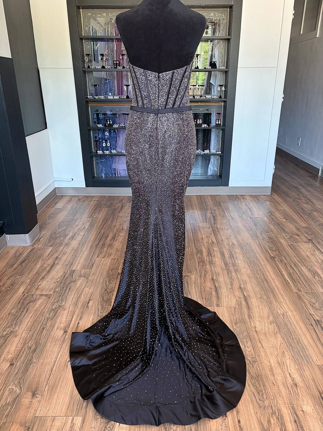 Sherri Hill - Women's Strapless Mermaid Zip Dress