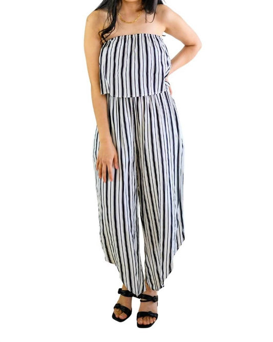 Andree By Unit - Modern Stripes Sleeveless Jumpsuit