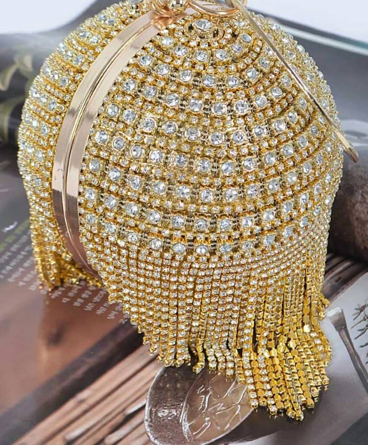 H&D Accessories - Wome's Royal Big Stone Studded Round Clutch Purse