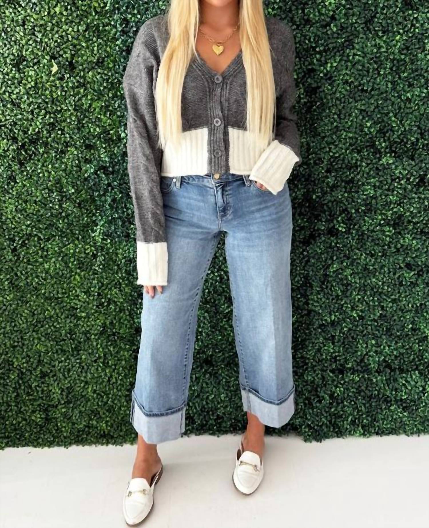Elan - Two Tone V-neck Button Front Sweater