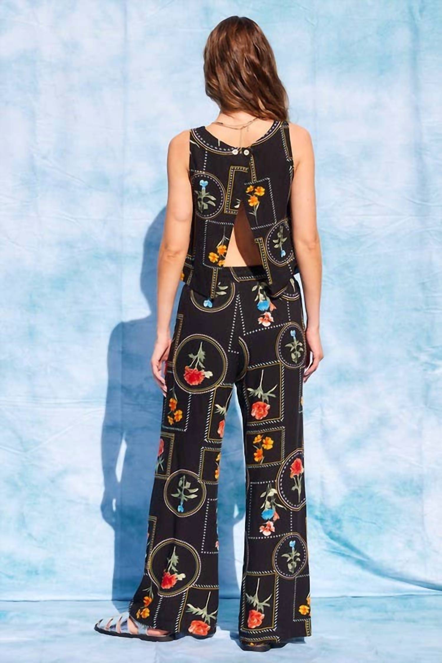 Illa Illa - Printed Open Back Top And Pants Set