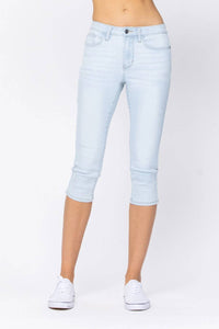 Judy Blue - Non Distressed Capri Jeans