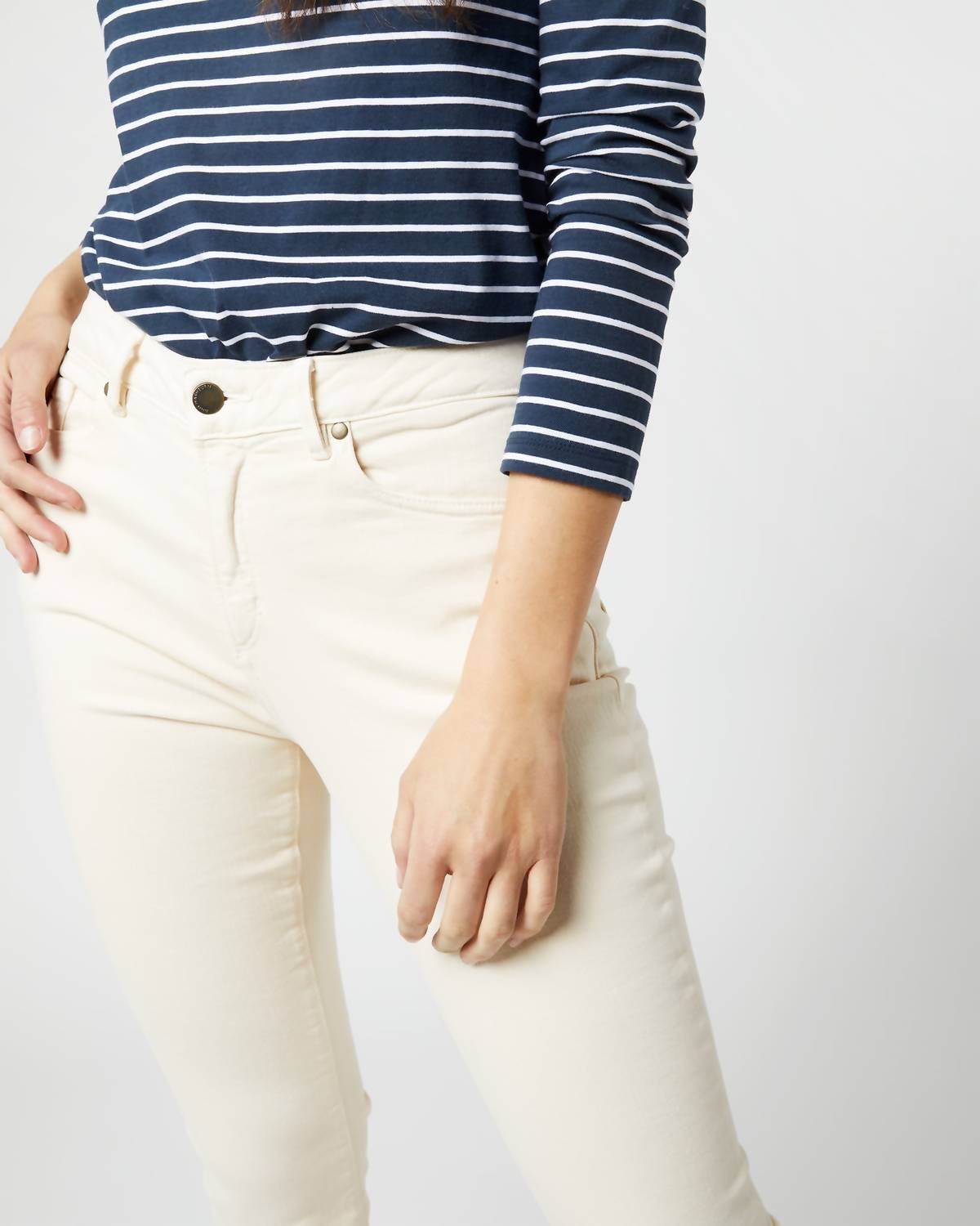 Ann Mashburn Flare Cropped 5-Pocket Jean in natural stretch denim - women's jeans - view 4