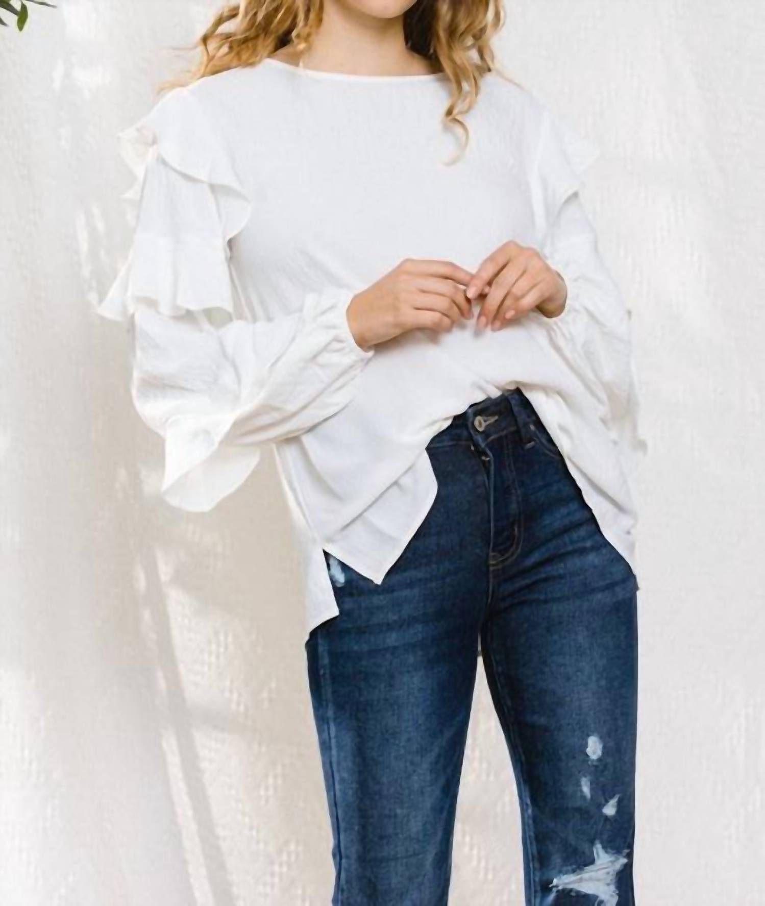Oddi - Ruffle Puff Sleeve Top