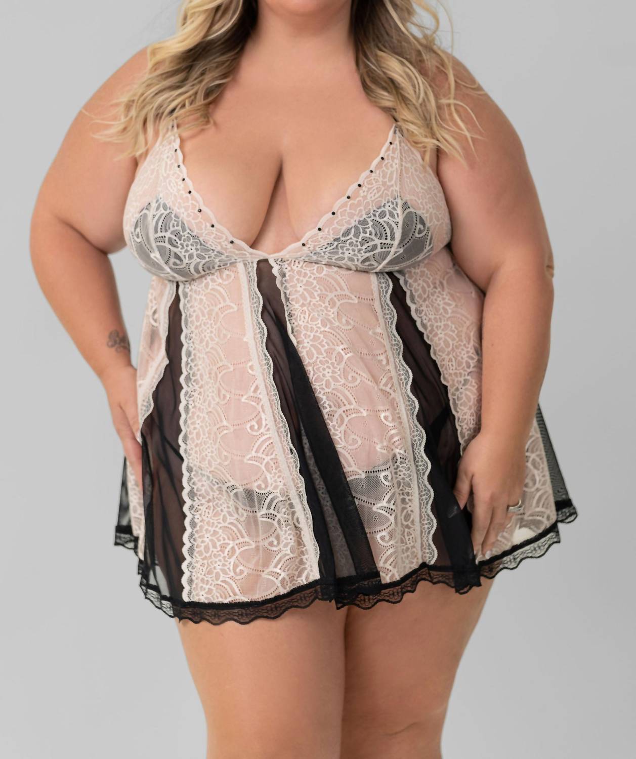 Isayes - Babydoll Nighwear Set - Plus