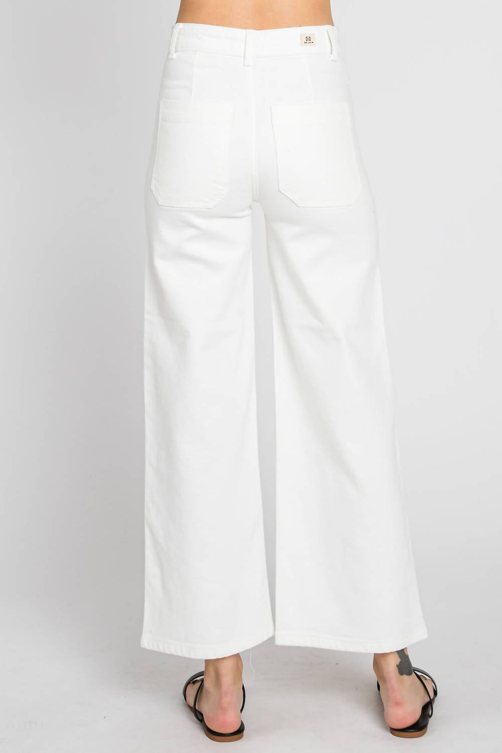 Letter To Juliet - A-line Patch Pocket Wide Leg Jeans