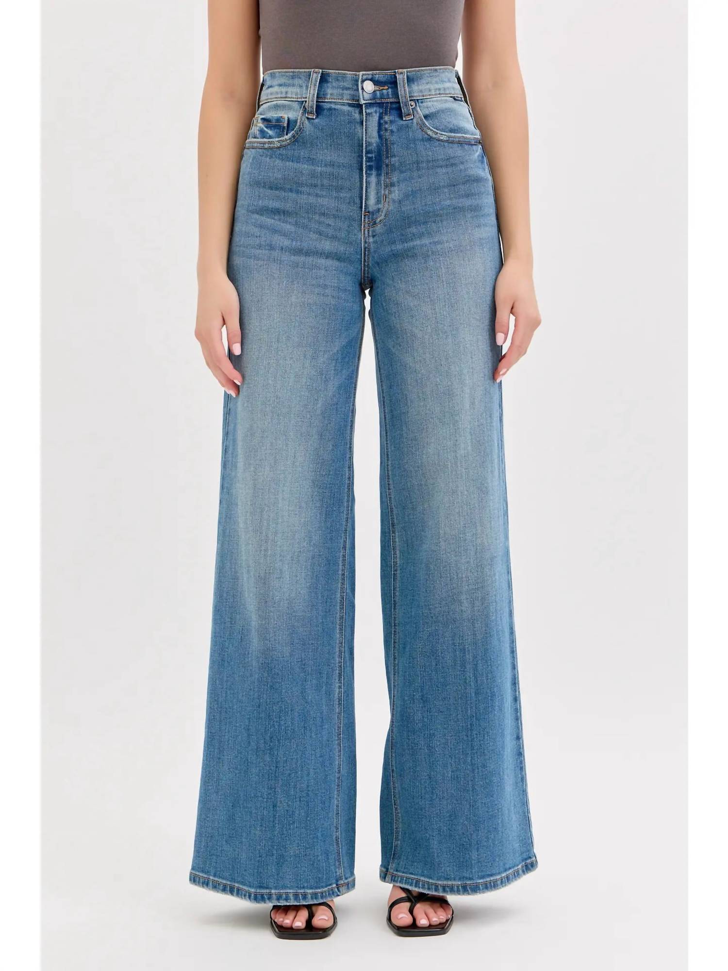 CELLO Sarah High-rise Wide Leg Jeans in medium wash - women's jeans