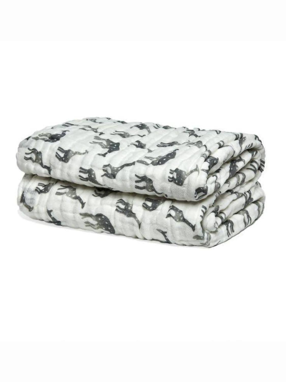 Lollybanks - Infant/toddler Giraffing Around Muslin Quilt Blanket
