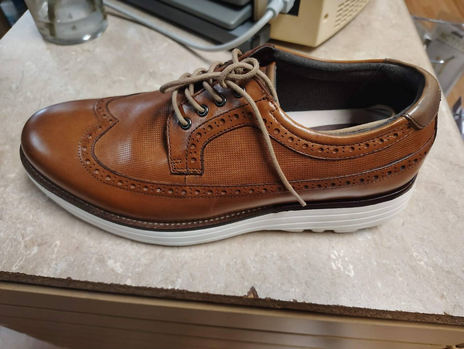Gravity Defyer Men's Morteson Shoe in brown - men's shoe - detail view