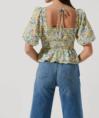 ASTR Clairemont Top in yellow - women's blouse - detail view