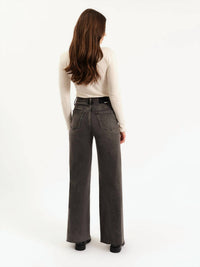 Daze - Far Out High Rise Jeans