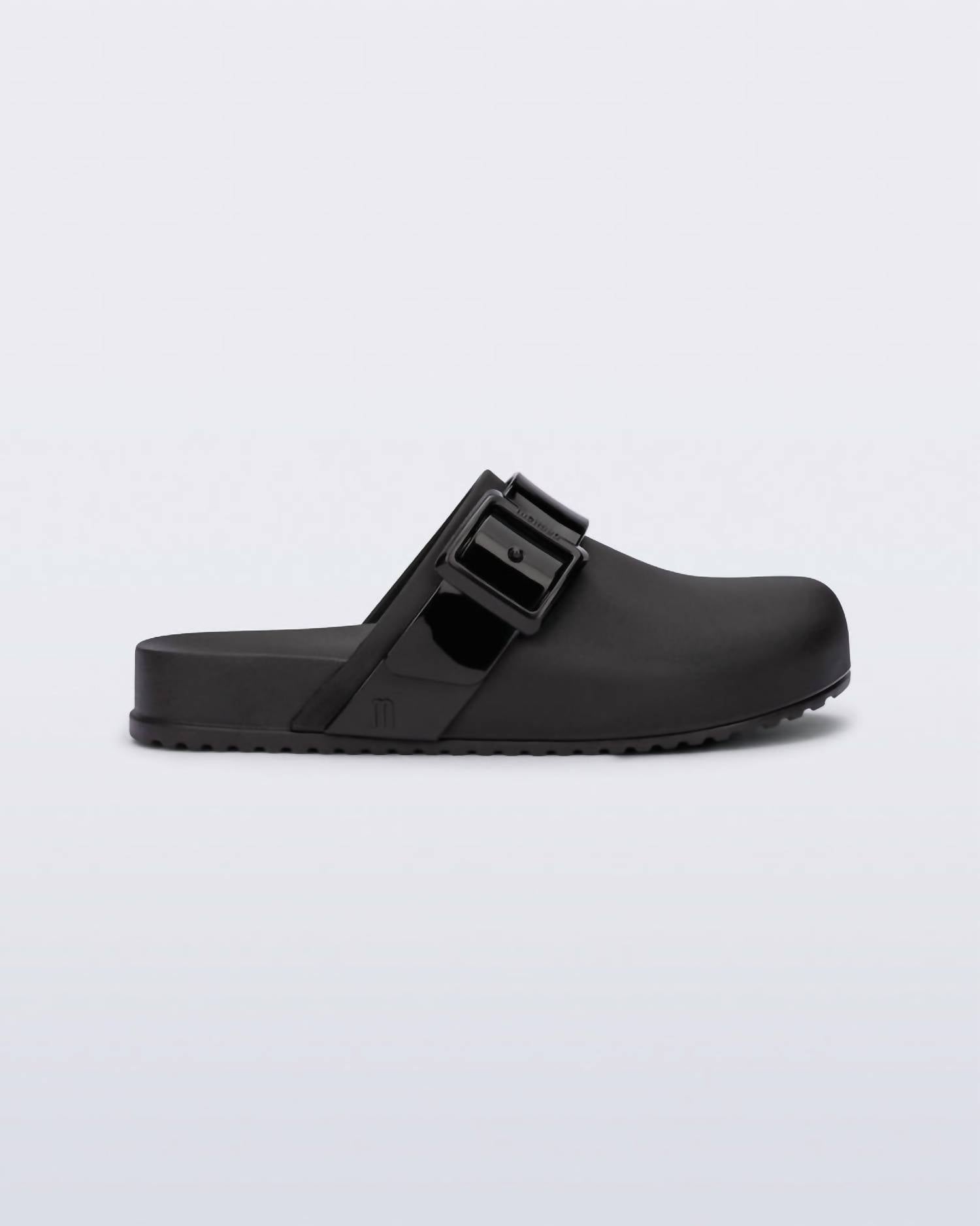 Mini Melissa Girl's Cozy Clogs in black - kids' sandal