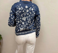 En Creme - Long Sleeve Embroidered Button Down Top