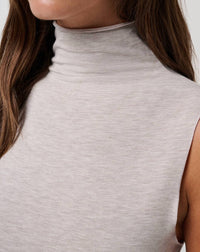 Travismathew - Captivate Mock Neck Top