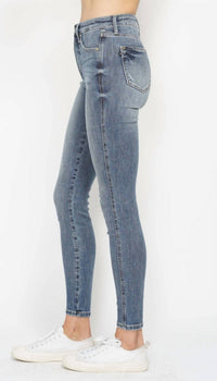 Judy Blue Tummy Control Contrast Wash Skinny Jeans in medium wash - women's jeans - detail view