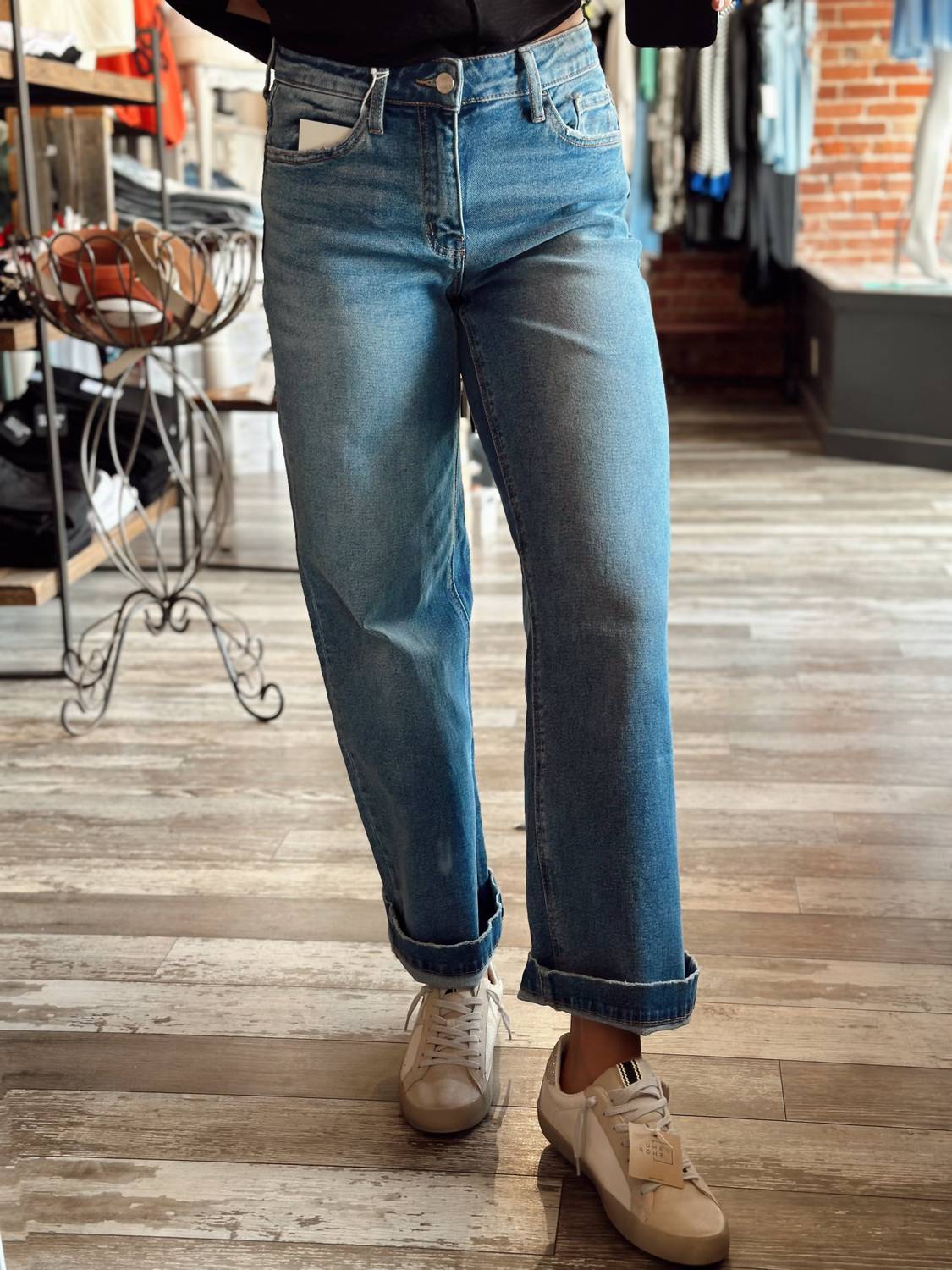 Lovervet - High Rise Wide Leg Strouser Jeans