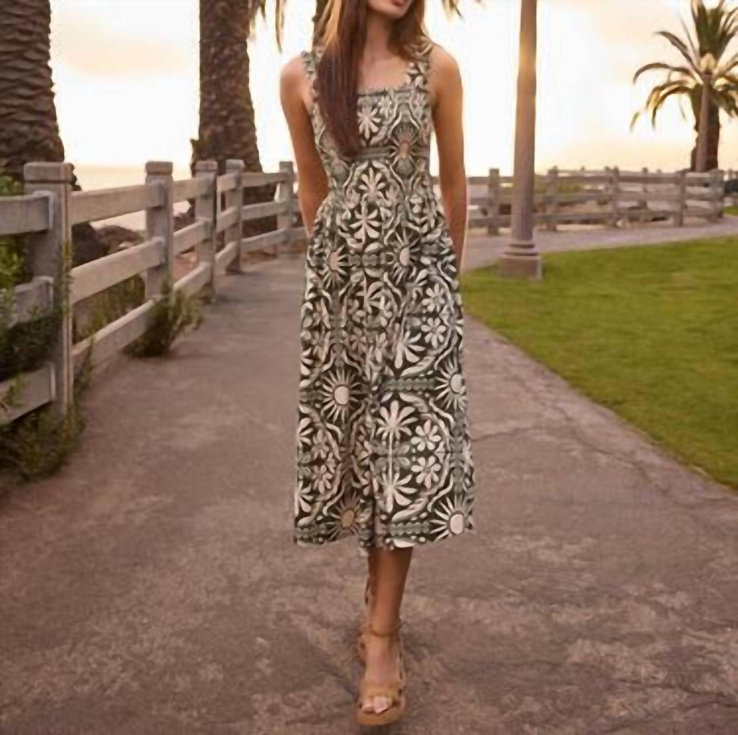 Charlie B - Shirring Detail Midi Dress