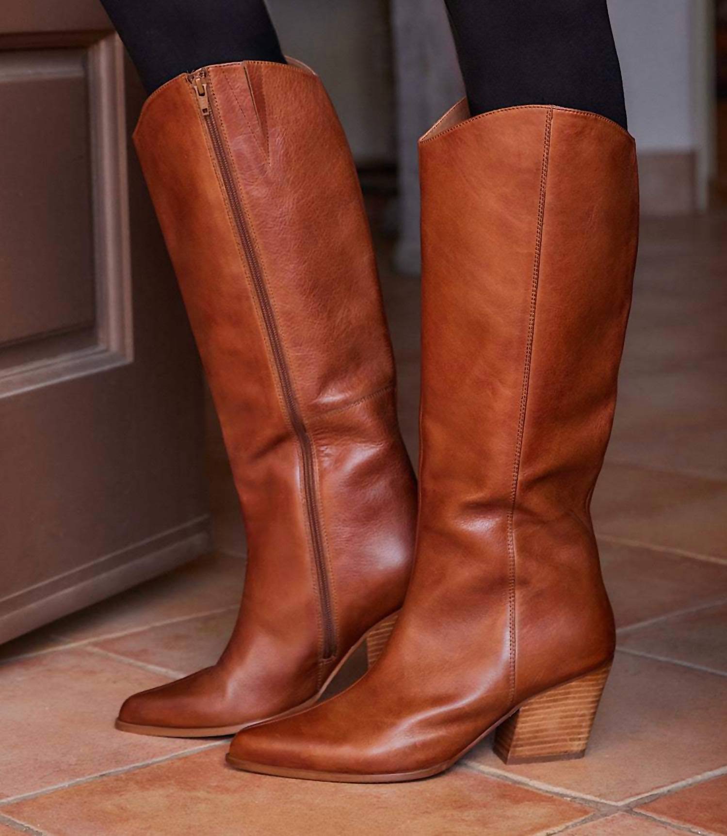 Seychelles - Women's Begging You Pointed Toe Western High Boots