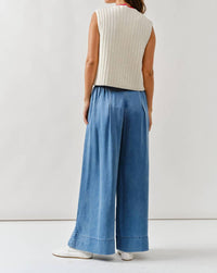 Aaron & Amber - Binding Sweater Vest