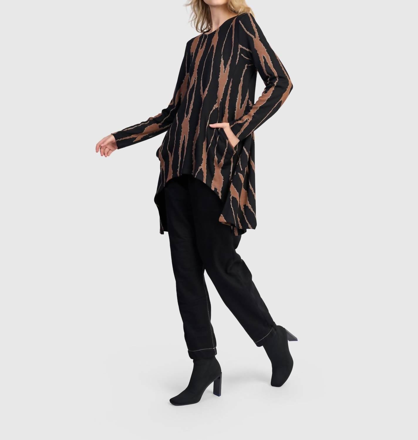ALEMBIKA Lignette Pockets Top in wood - women's long sleeve top - view 4