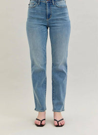 Judy Blue - High Waisted Straight Fit Jean