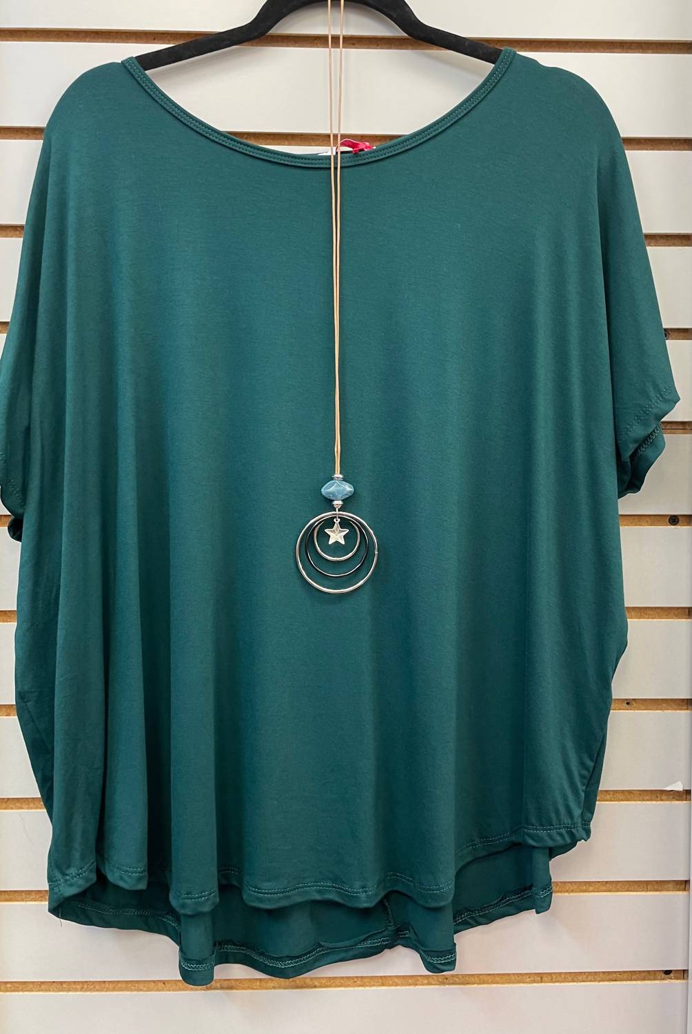 Yolly - Woven Tee With Necklace