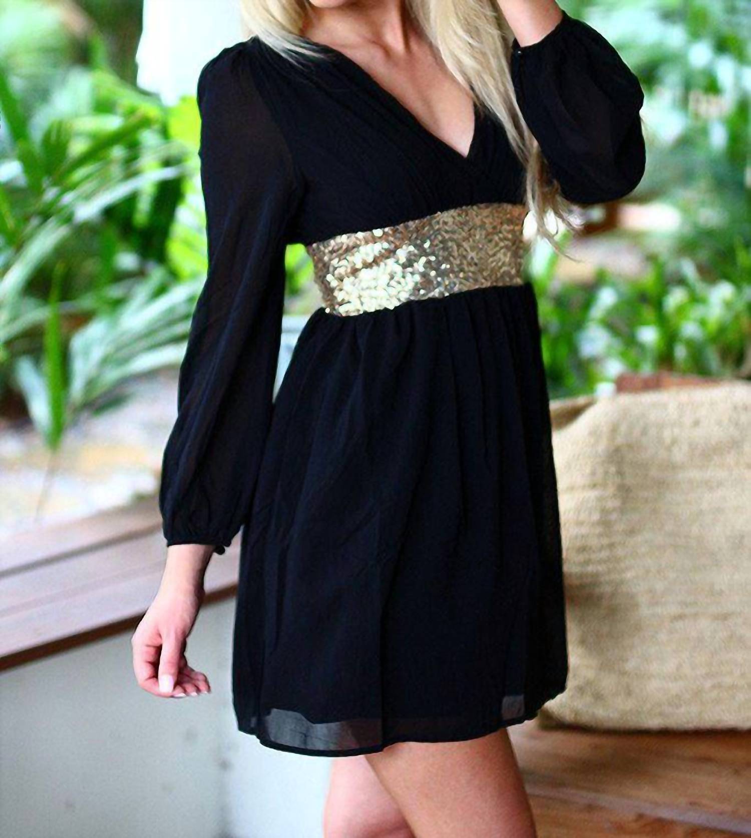 Red Clover - Long Sleeve Sequin Waist Dress