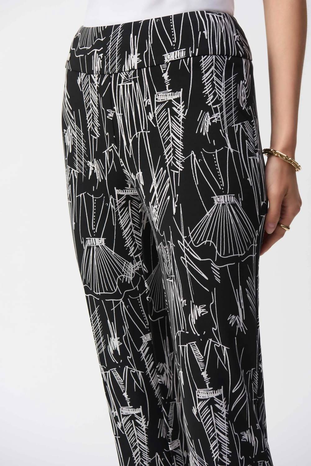 Joseph Ribkoff - Sketch Print Pull On Cropped Pants