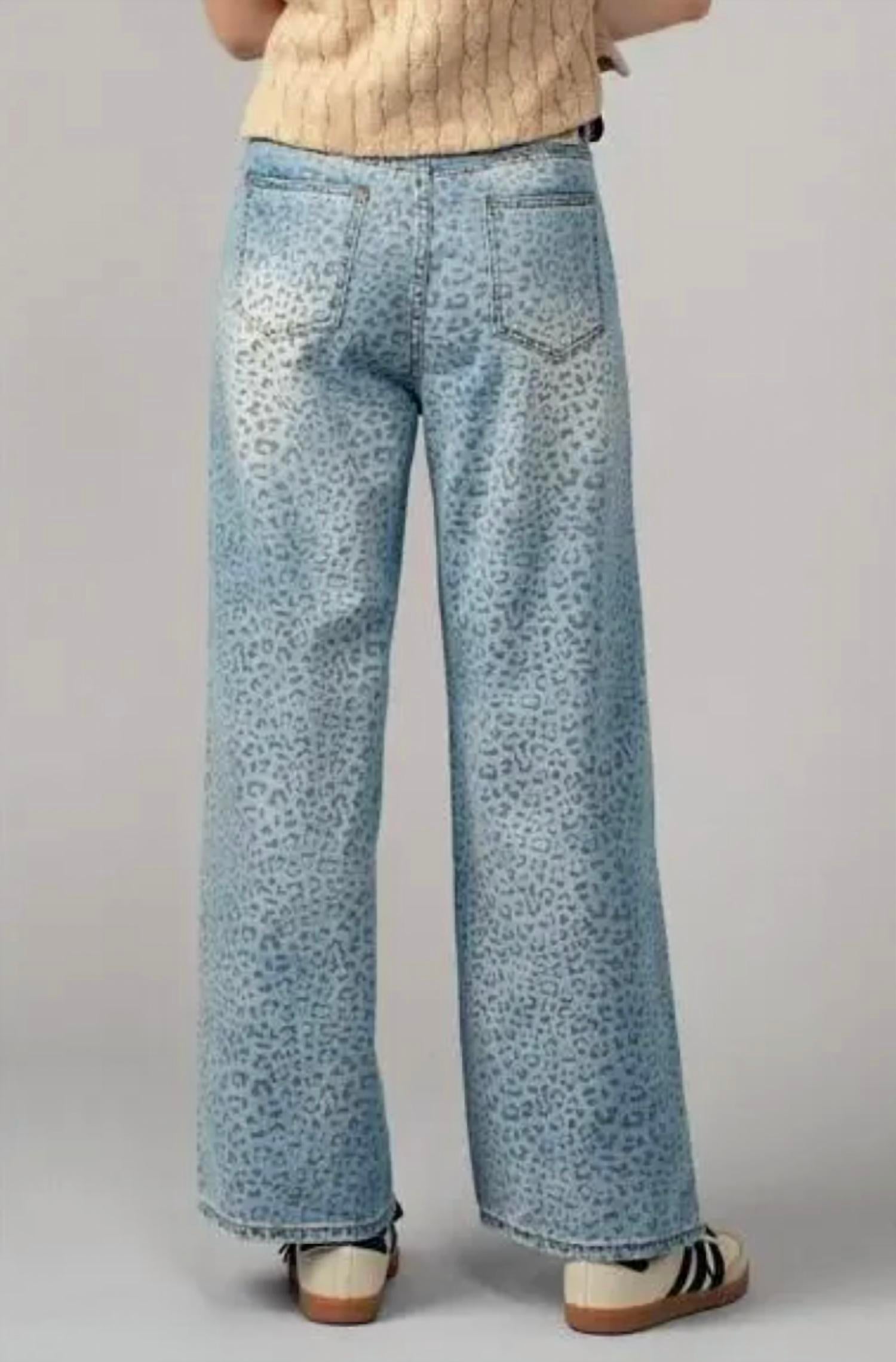 Urban Daizy - Women's Leopard Print Wide Leg Denim Pants