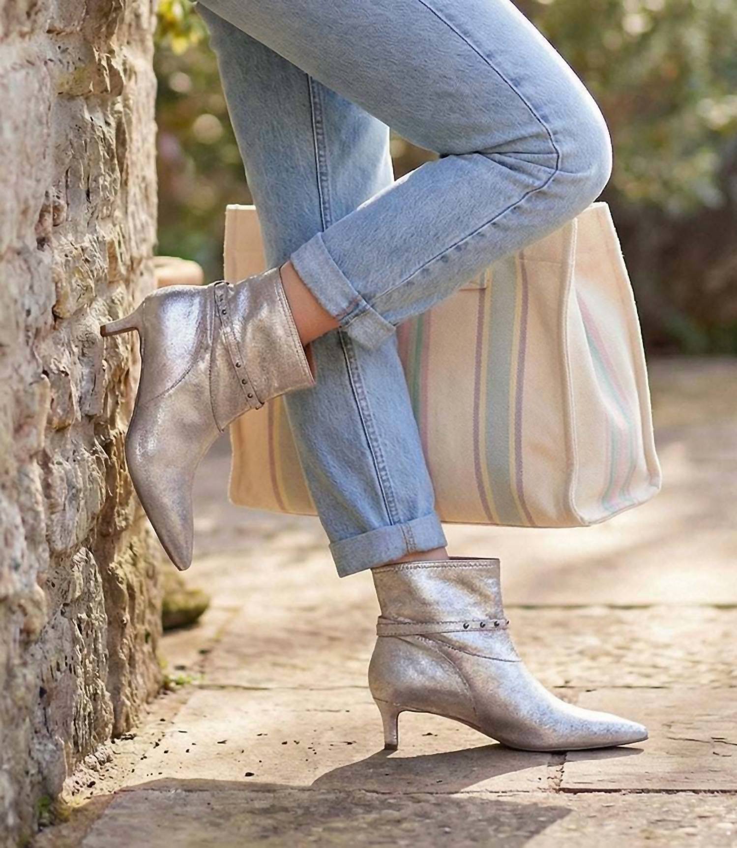 Seychelles - Women's Milan Ankle Booties