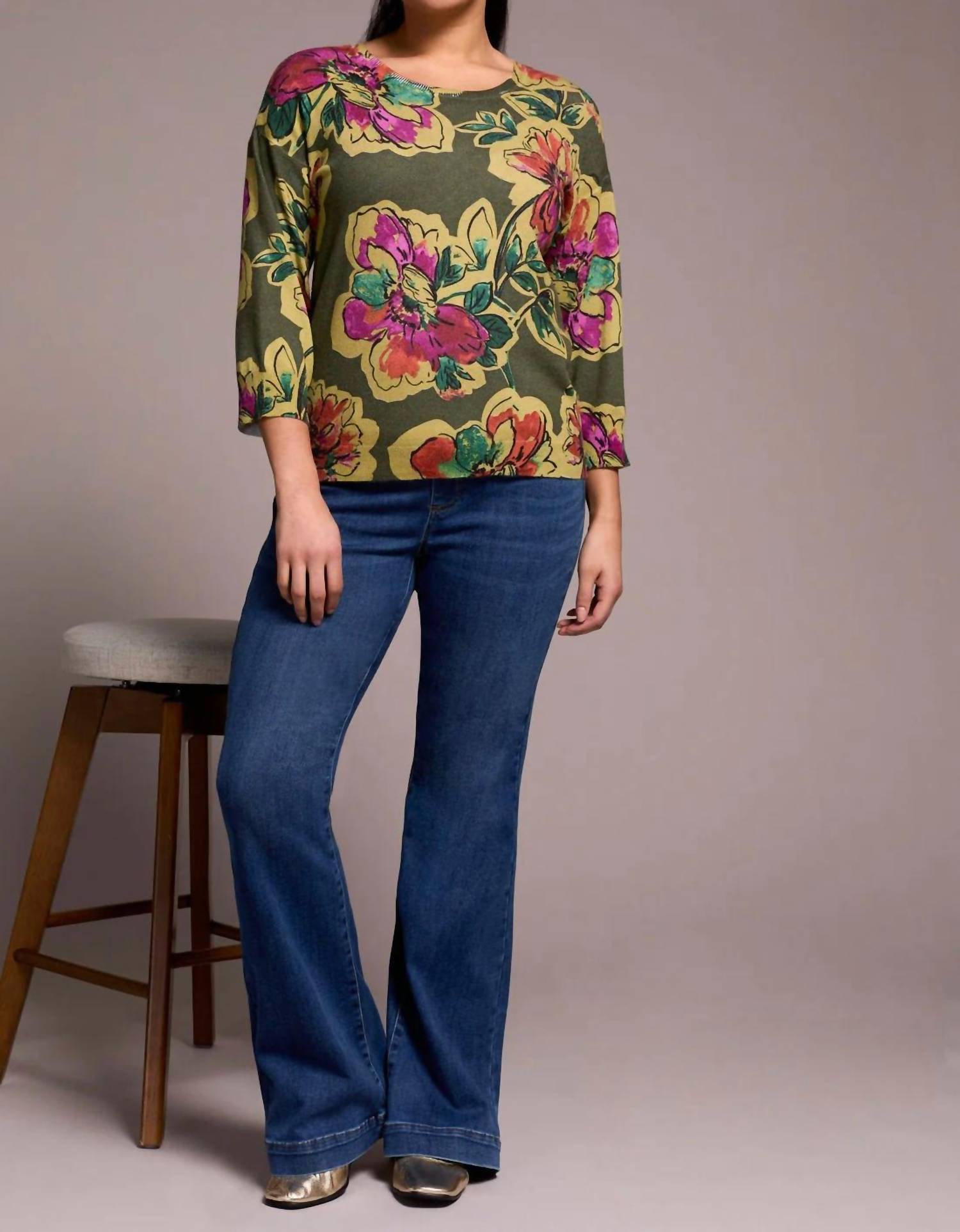 Tribal - Soft Yarn Three-quarter Sleeve Crewneck Sweater