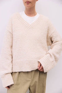 Mod Ref - Oversized Boucle Knit V-neck Sweater