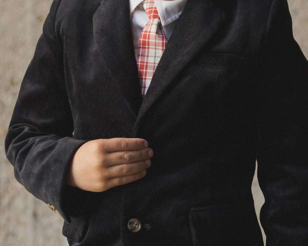 Noralee - Sebastian Blazer