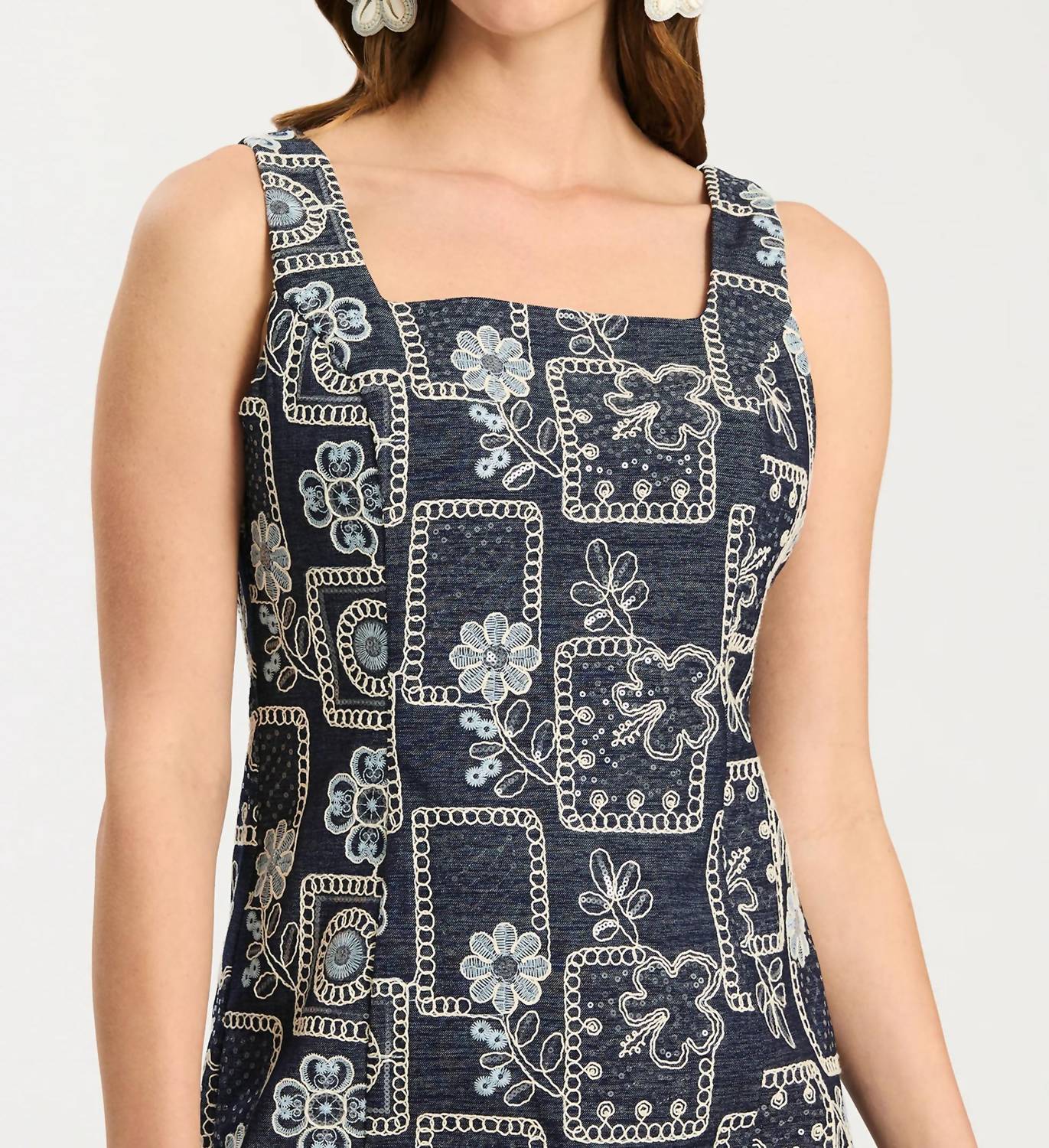 Tyler Boe - Pamela Embroidered Shift Dress