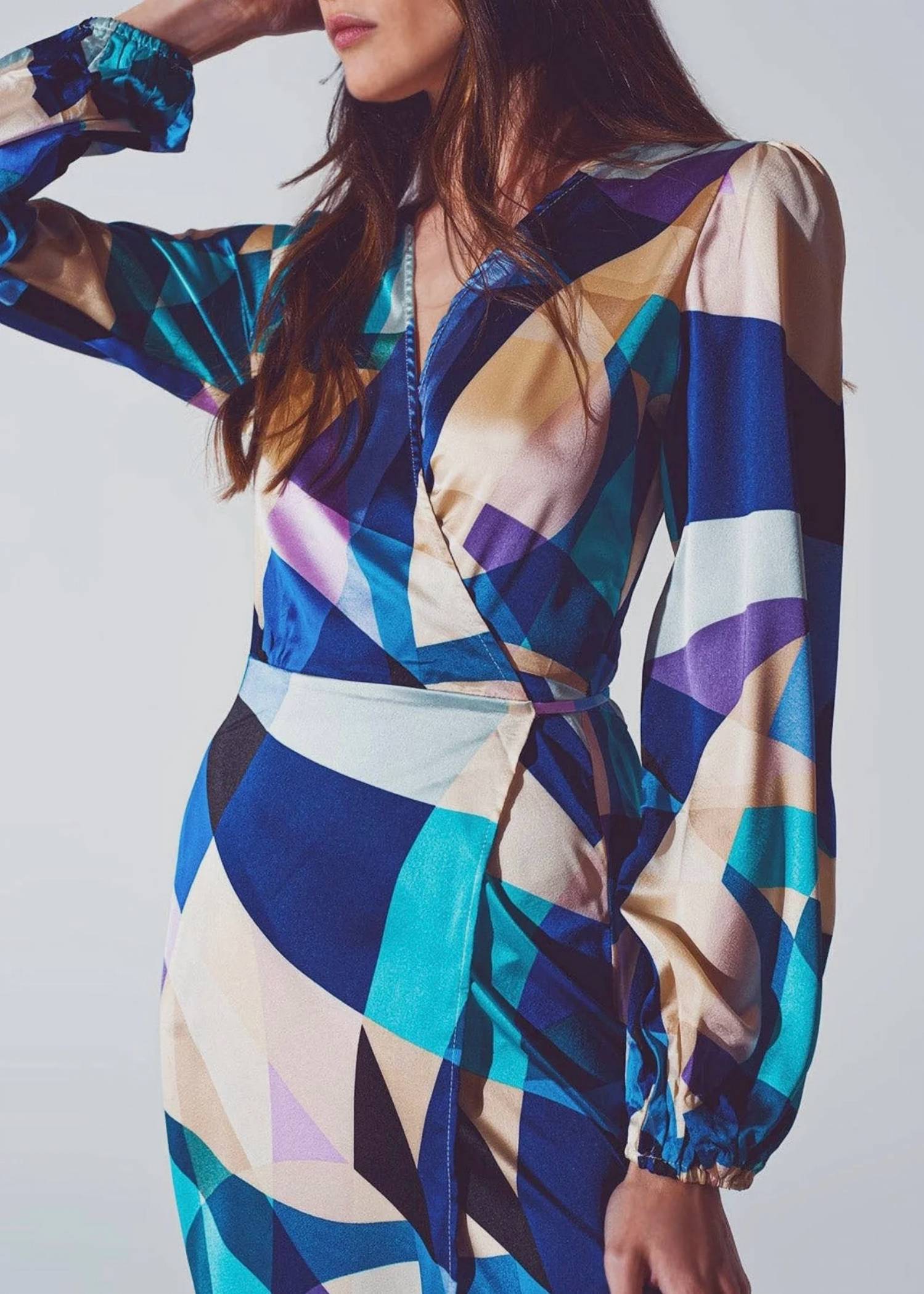 Q2 - Veronica Midi Dress
