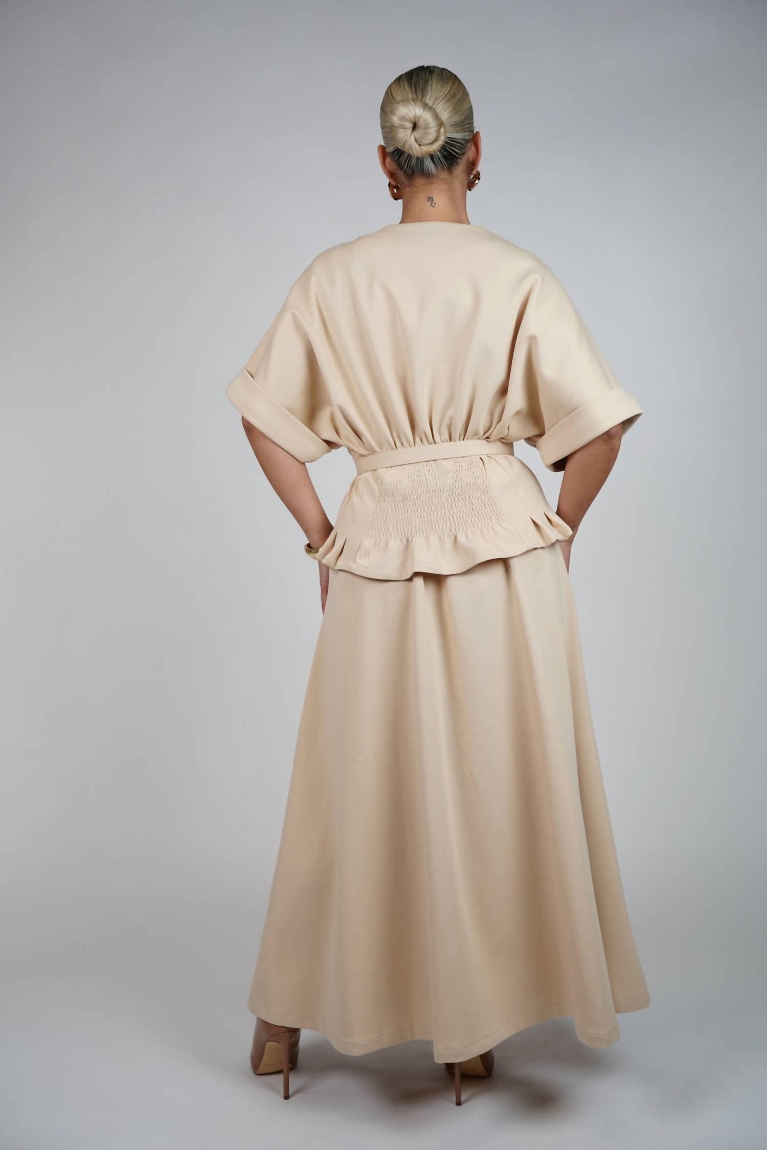 Lalavon - Pleated Waist Knit Top And Maxi Skirt Set