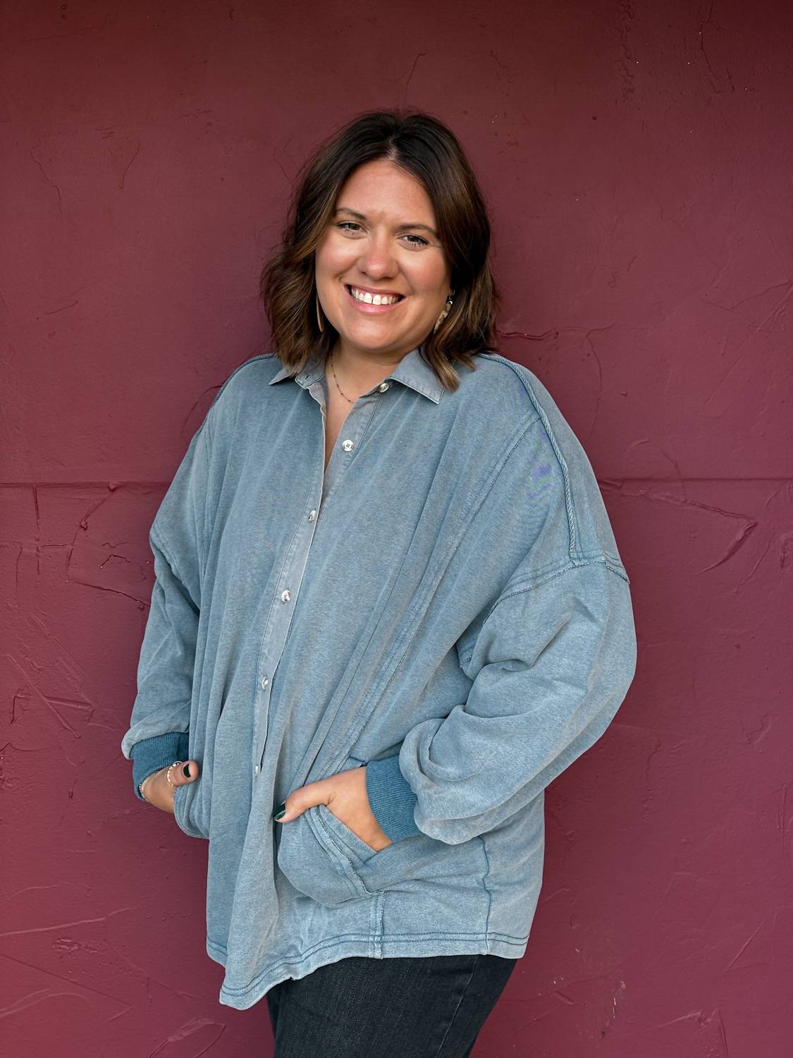 She + Sky - Long Sleeve Contrast Washed Shacket
