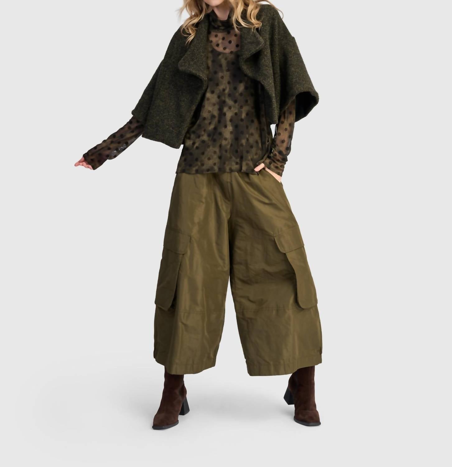 Alembika - Urban Capulet Crop Jacket