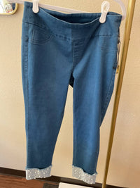 Lulu-B - Women's Pearl Cuff Jeans
