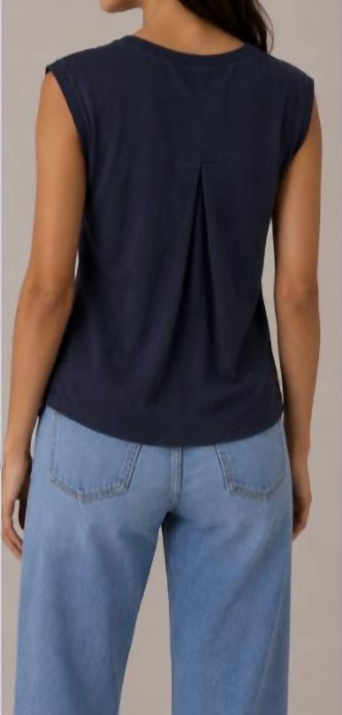 Mila Los Angeles - Muscle Tank