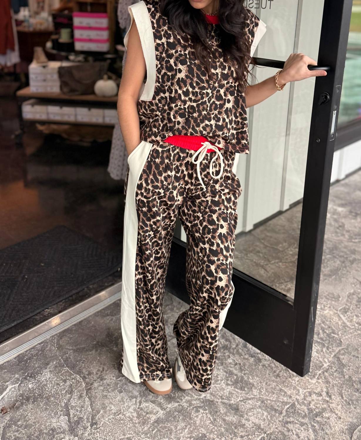 ee:some Be Bold Boxy Sleeveless Top in leopard - women's blouse