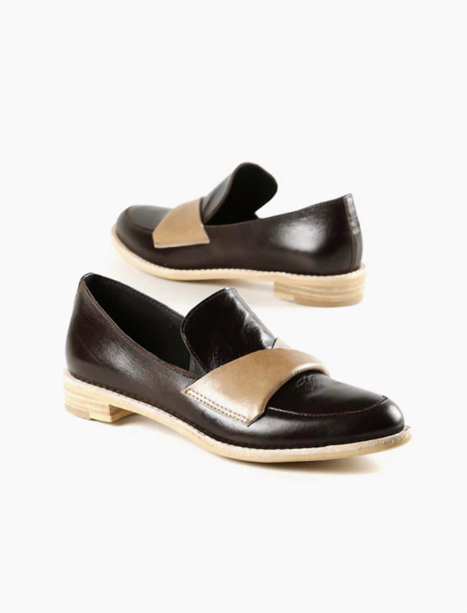 All Black - Women's Flatsash Cowman Slip-on Loafers