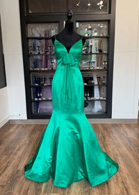 Sherri Hill - Women's Satin Maxi Dress With Bow