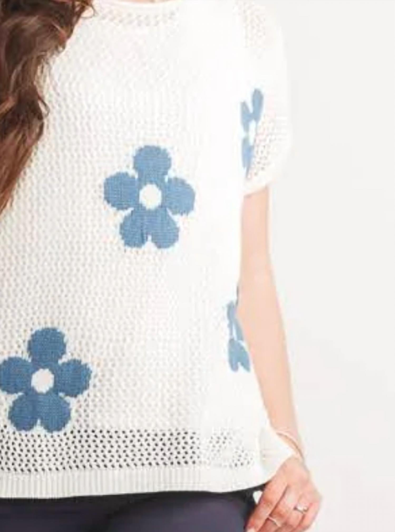 Papillon - Open Knit Top With Daisy Flowers