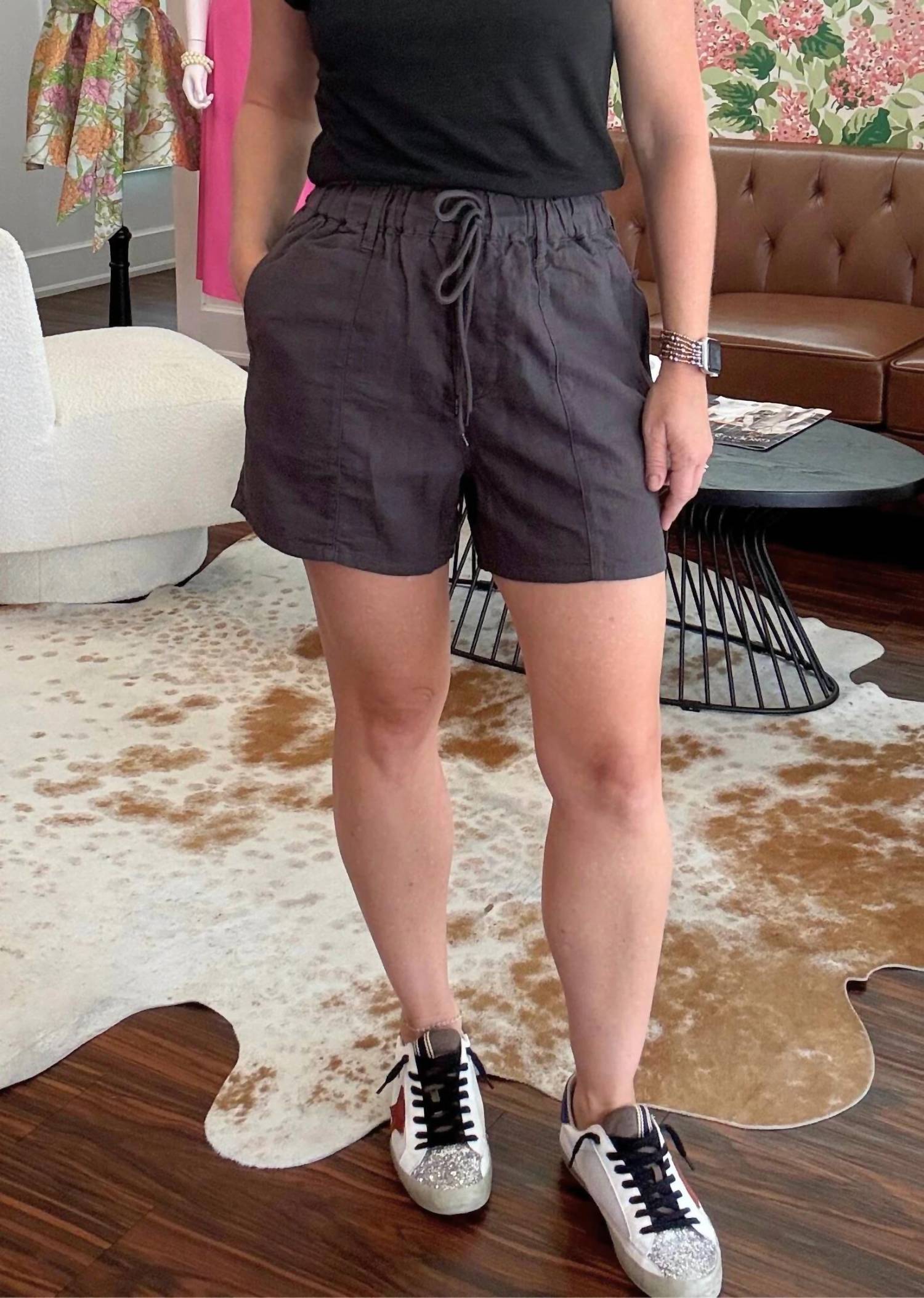 Risen - Linen Pull On Shorts